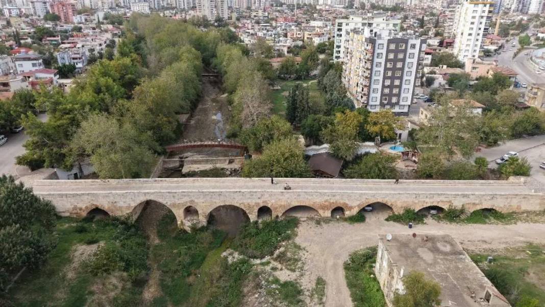 Adana’da Roma Mirası Doğayla İç İçe! Ziyaretçileri Büyülüyor 3